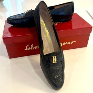 Salvatore Ferragamo Black Calf loafer size 8AA